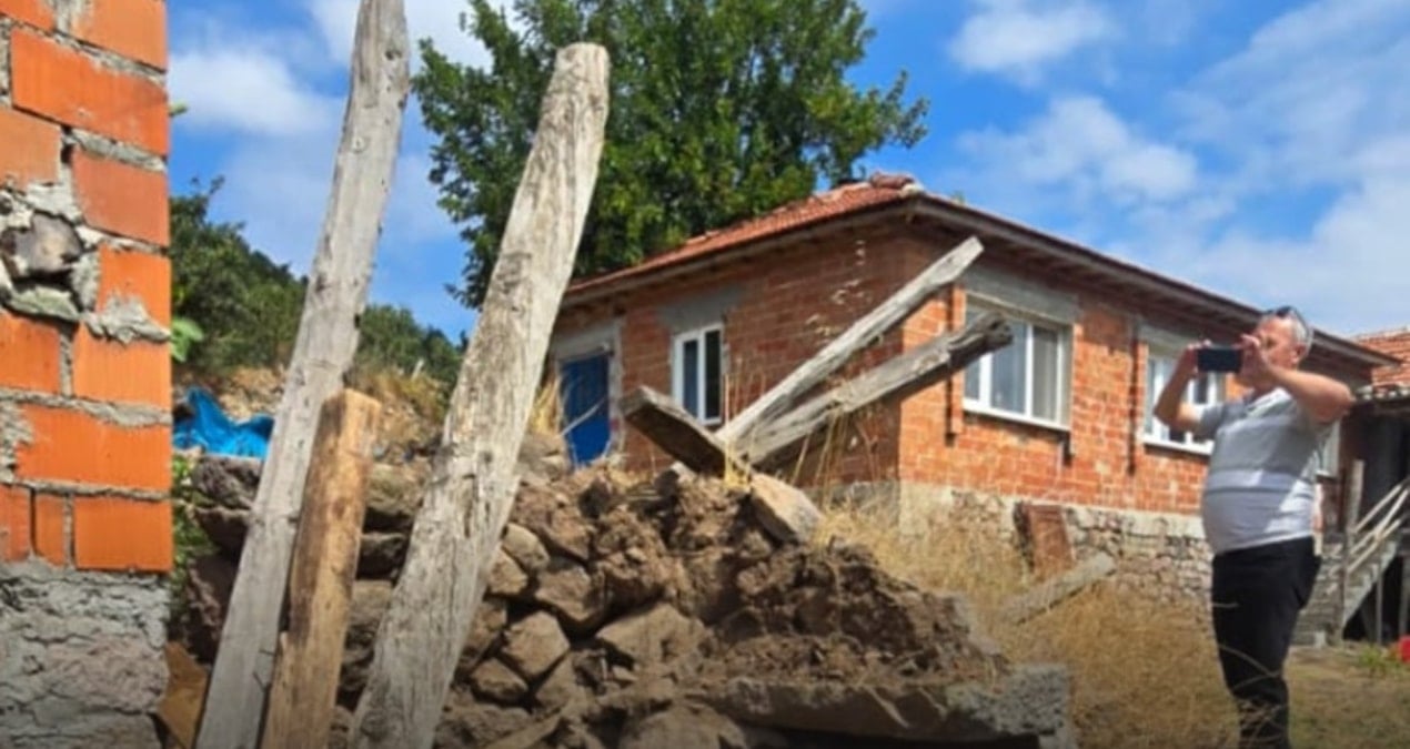 balikesirde korkutan deprem buyuklugunu kandilli 51 afad 49 diye acikladi 4ziHd7cf