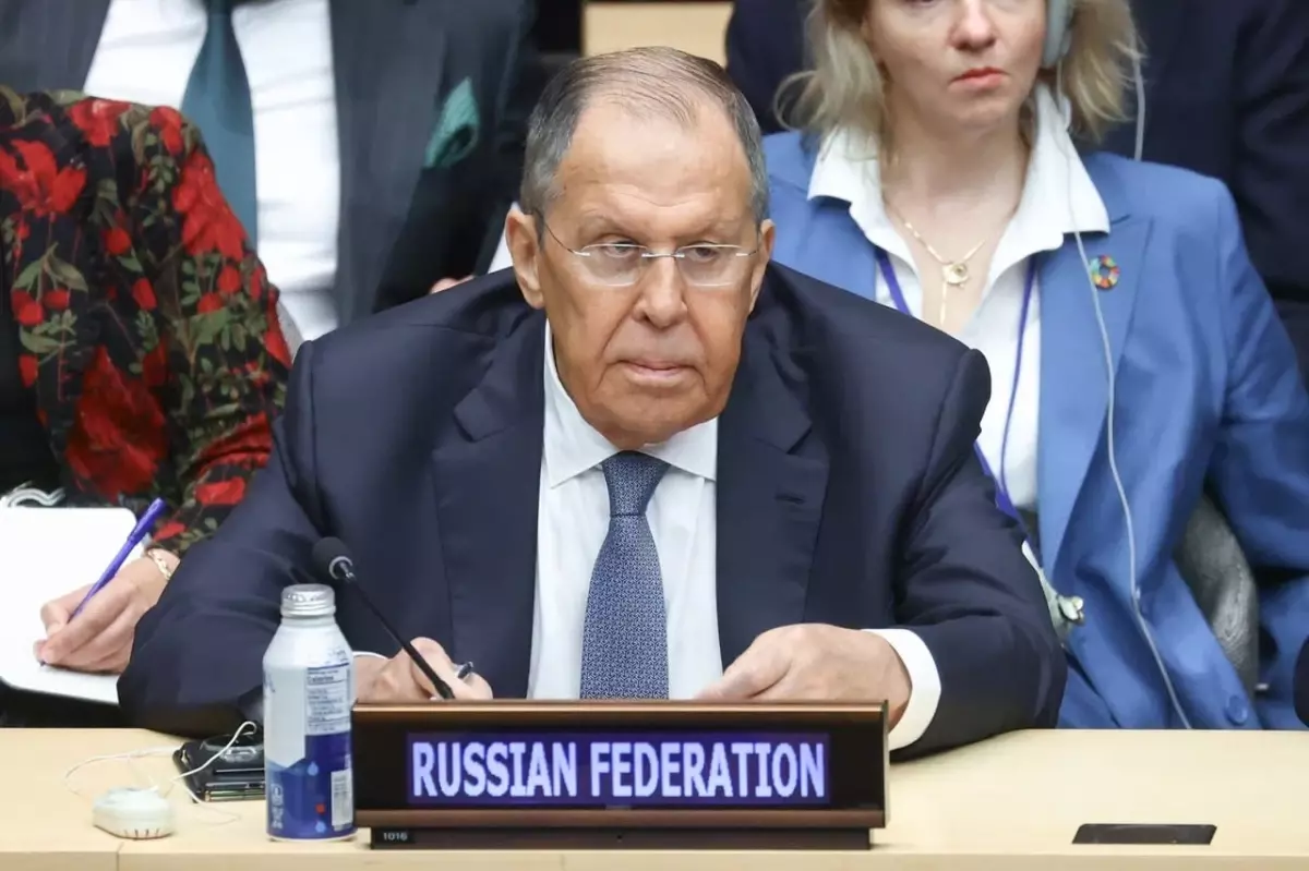 lavrov gazzede 65 bin kisi hayatini kaybetti 14irJF5q