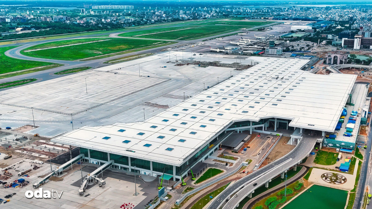 havalimaninda yangin ucuslar durduruldu iAf2UVx4.jpg