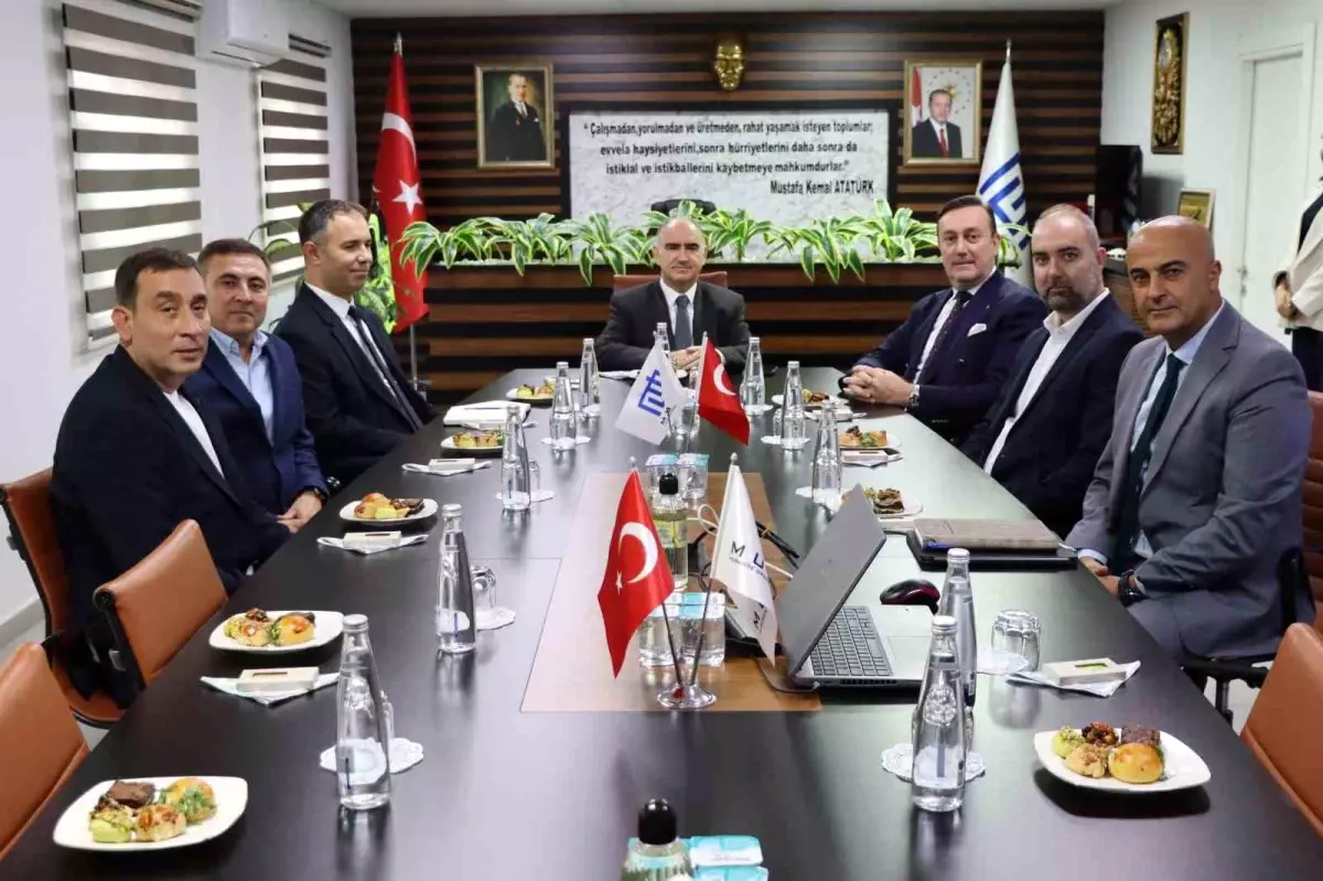 manisa valisi muradiye osbyi ziyaret etti K6GASLvg