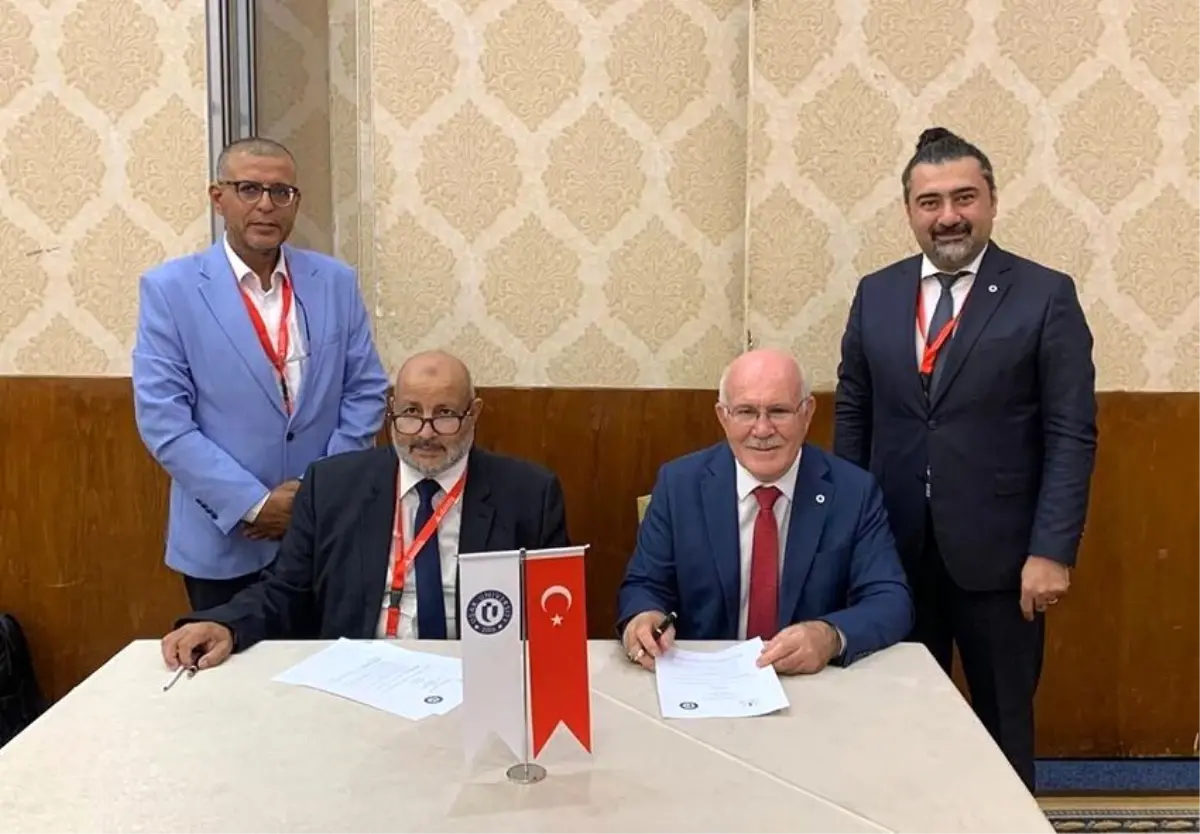 usak universitesi tunusta turk arap universite rektorleri kongresinde is birligi protokolleri imzaladi HrDEhtT8.jpg