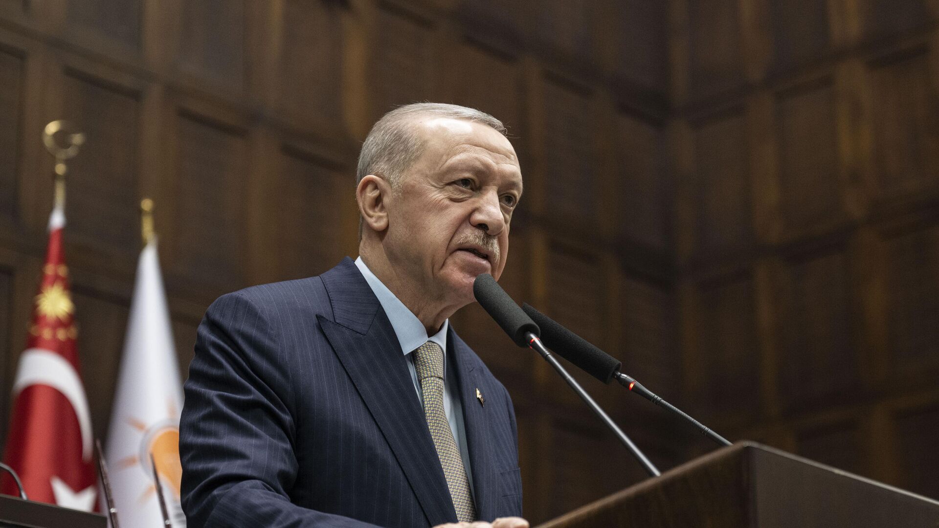 erdogan ozel chpnin yanlislarini duzeltme noktasinda iyi bir sinav veremiyor Gl71EylV.jpg