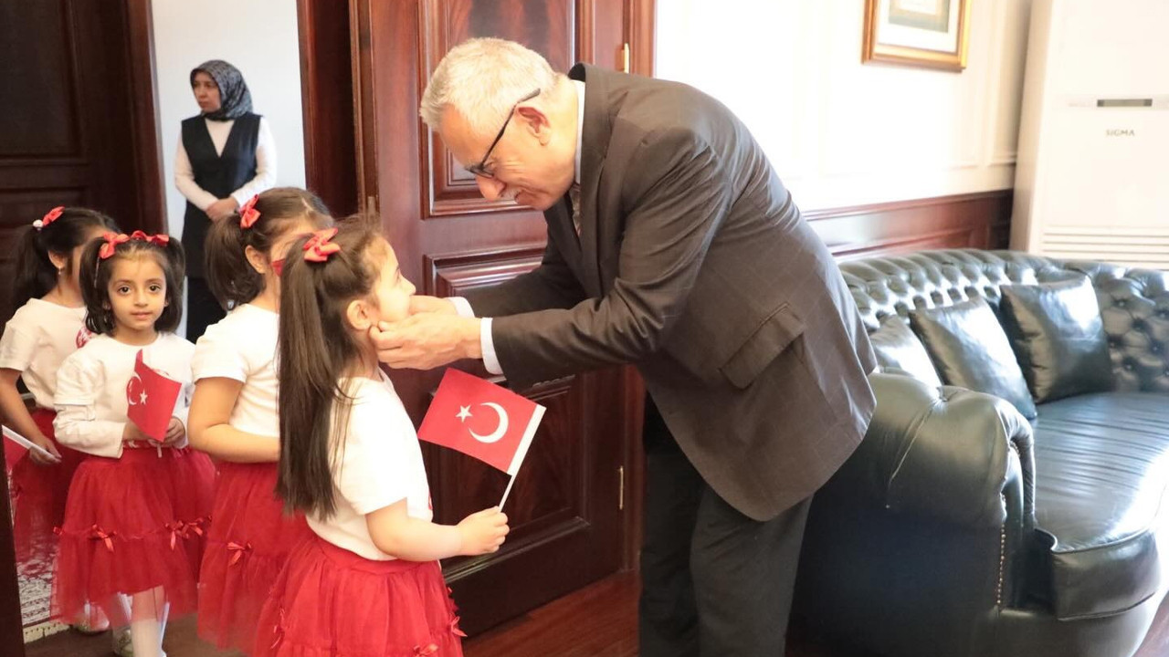 Anasınıfı Öğrencilerinden Başkan Arslan’a Anlamlı 23 Nisan Ziyareti