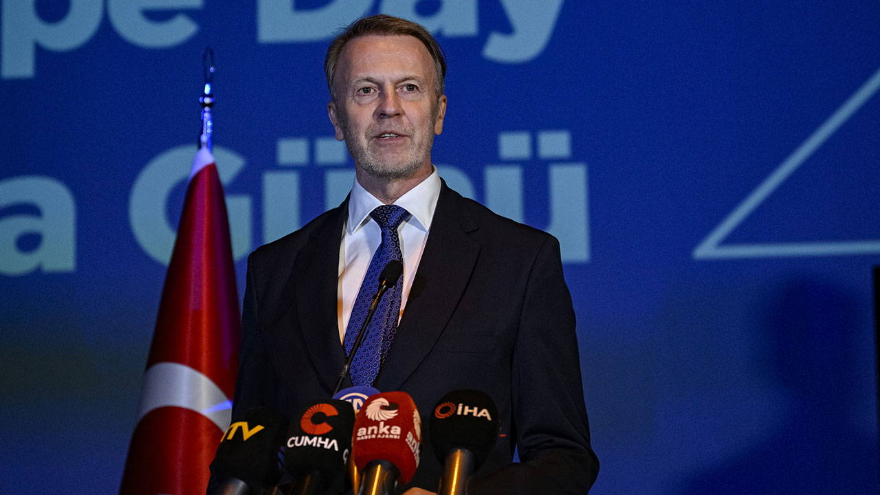 avrupa-gunu-ankarada-kutlandi-abnin-yeni-buyukelcisi-ataturkten-alinti-yapti-9rTnI9gR