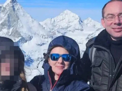 Aile faciasında korkunç iddia! Anne babasını öldürdükten sonra görüntüleri paylaşmış