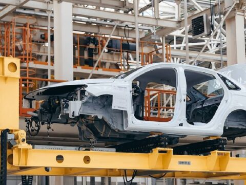 Otomotiv sektorunde tarihi kirilma fabrikalar tek tek kapaniyor 9JLqRyGr